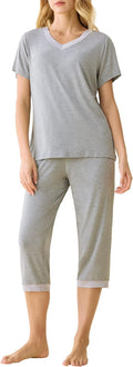 Chic Women's Pajama Set: Cozy Sleepwear Tops with Capri Pants