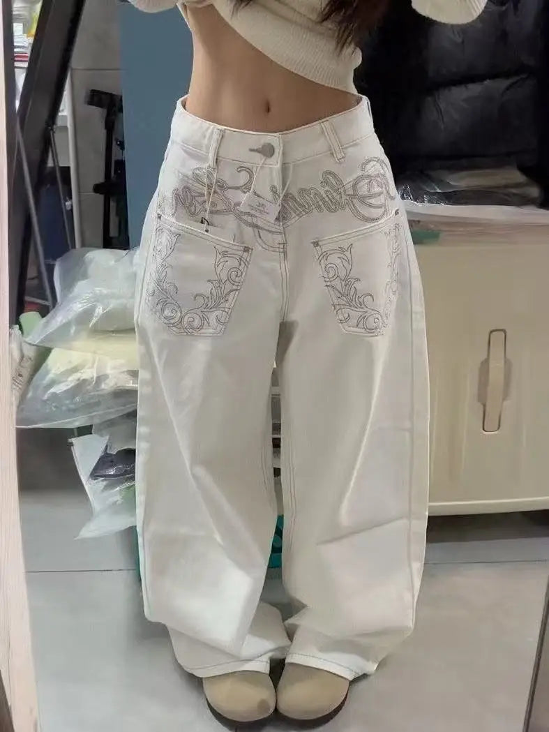 Embroidered Baggy Jeans