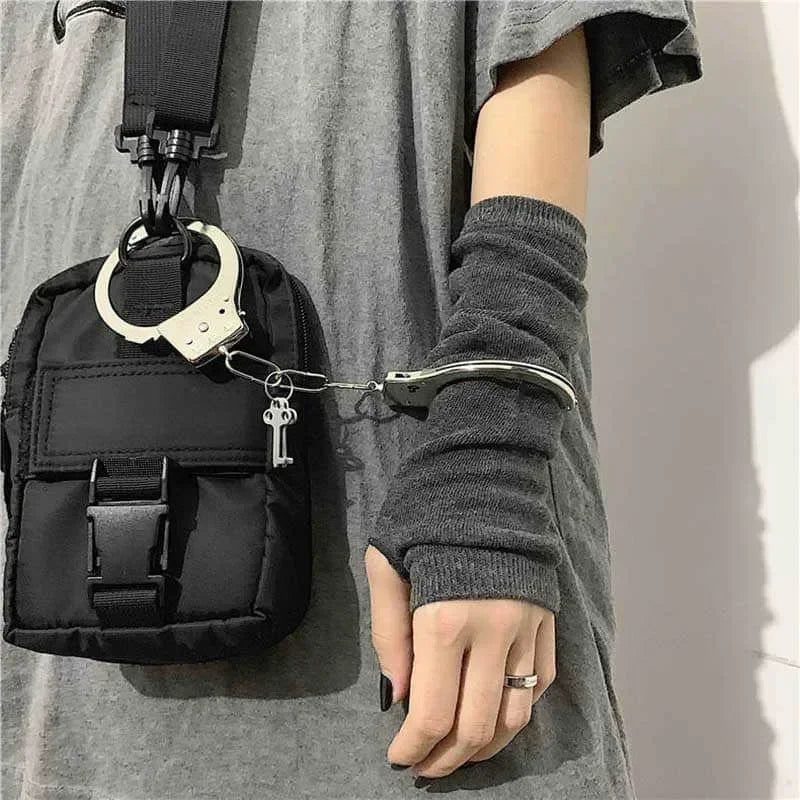 Striped Arm Gloves