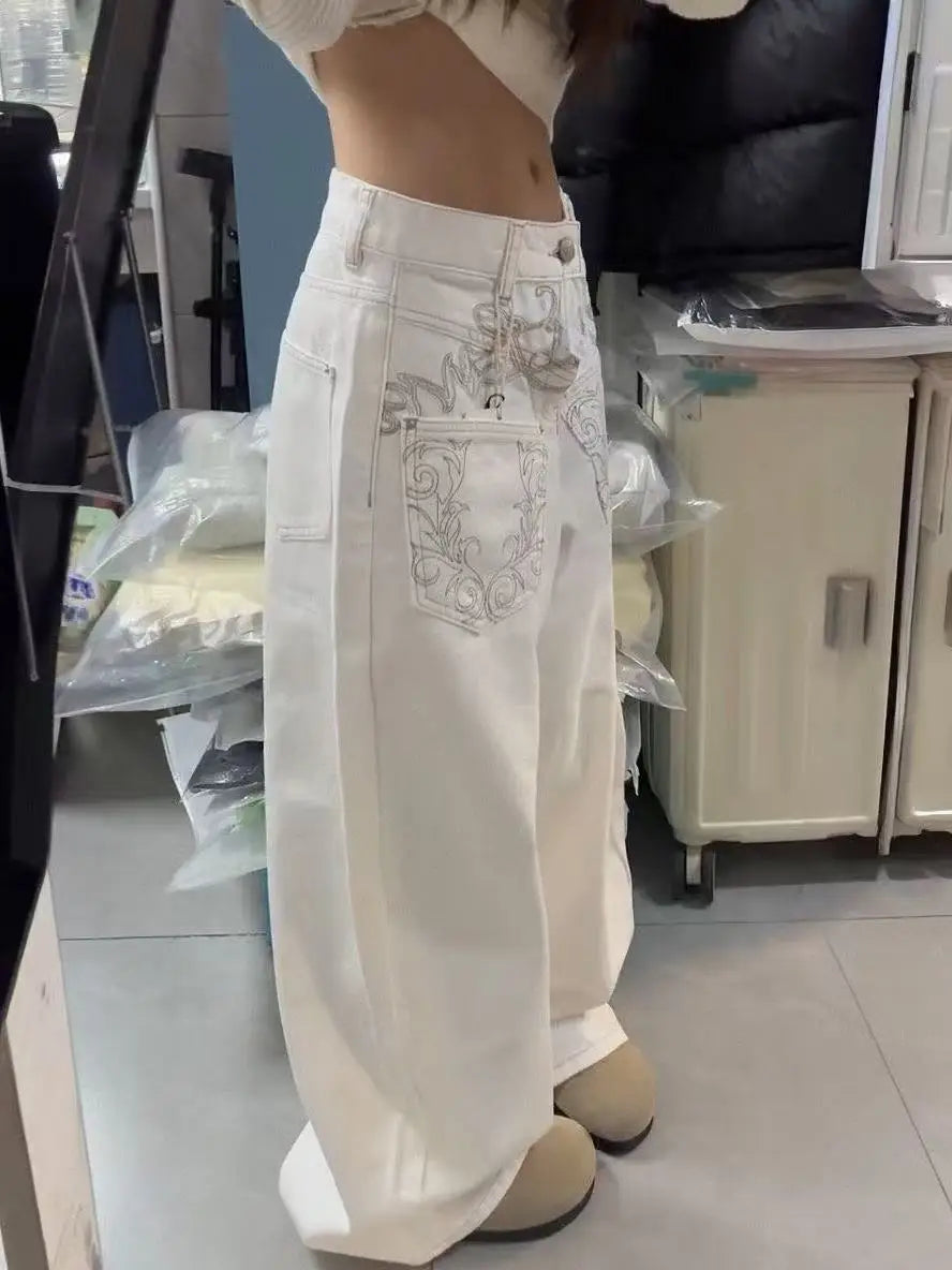 Embroidered Baggy Jeans