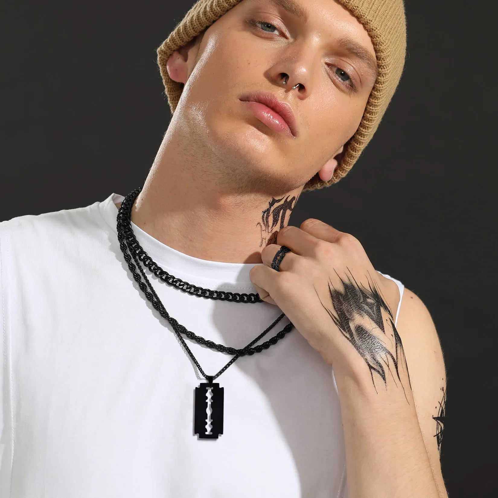 Blunt Blade Necklace