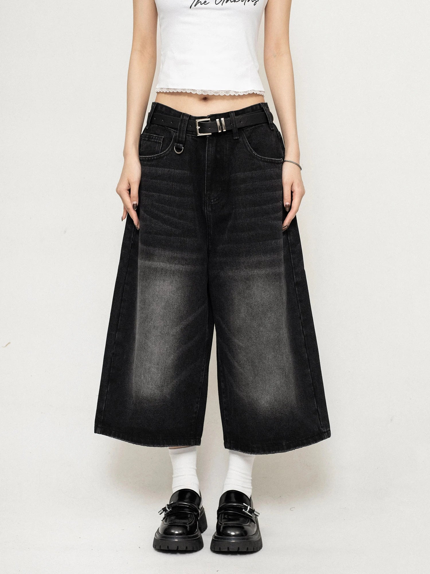 Ankle Cut Faded Baggy Jeans